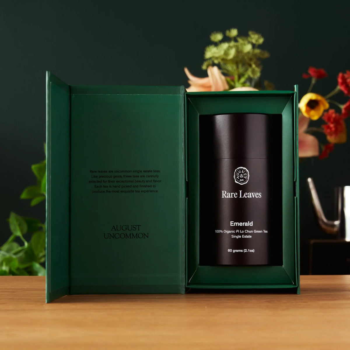 Da LBI Tea Rare Leaves Emerald single estate pi lo chun green tea, gift box opened to show the tin